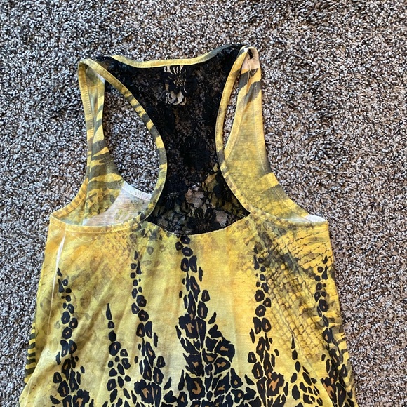 Daytrip Racer Back Tank Top - Picture 3 of 3